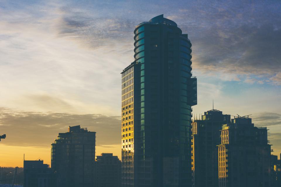 VETRO CONDOS